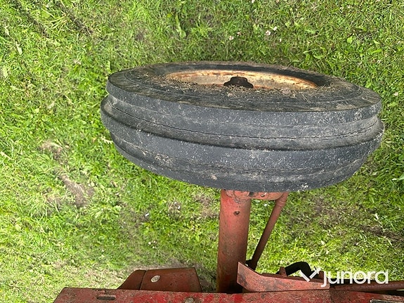 Traktor - McCormick, Intern 523 D 26 of 30
