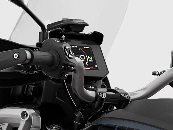 Moto Guzzi V85 TT Travel 5 of 5