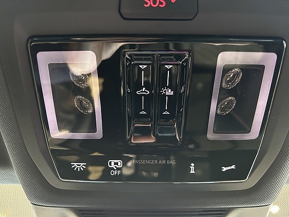 Volkswagen Passat 21 of 27