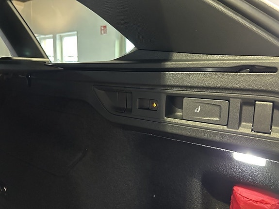 Volkswagen Passat 27 of 27