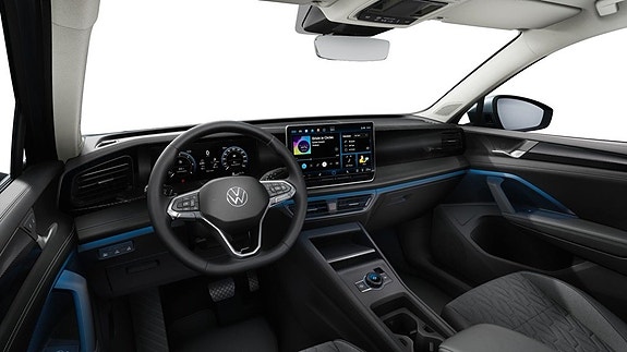 Volkswagen Tiguan 3 of 3