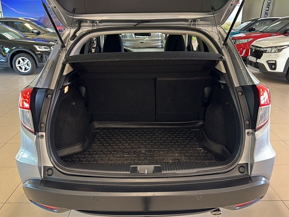Honda HR-V 7 of 17