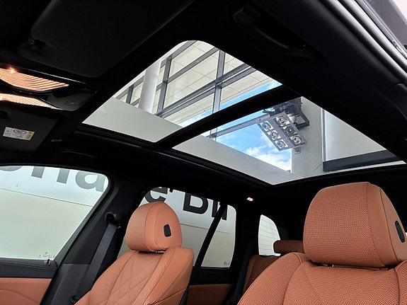 BMW X5 8 of 17