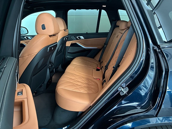 BMW X5 13 of 17
