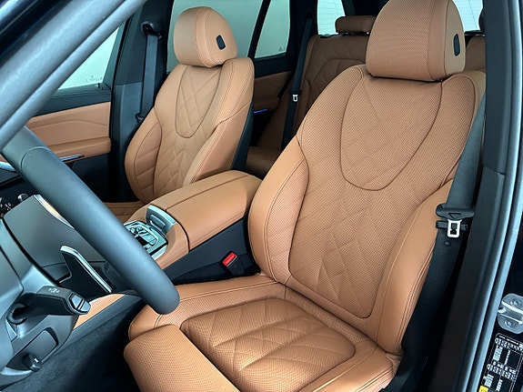 BMW X5 6 of 17