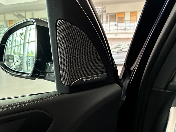 BMW X5 9 of 17