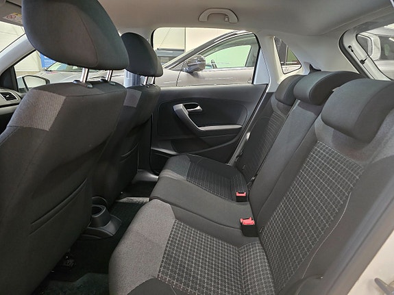 Volkswagen Polo 13 of 20