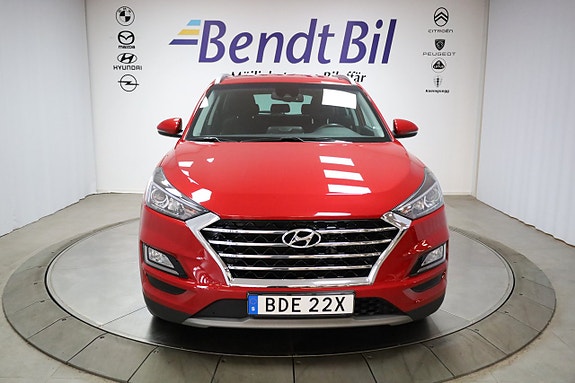 Hyundai Tucson 2 of 5