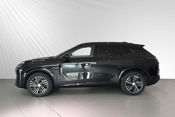 Lynk & Co 08 2 of 5