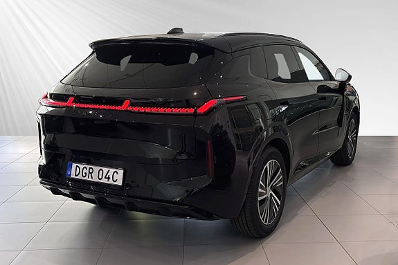 Lynk & Co 08 4 of 5