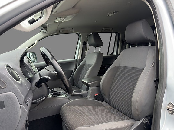 Volkswagen Amarok 13 of 16