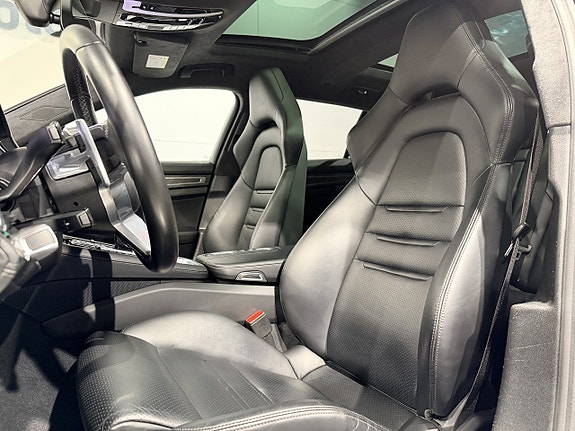 Porsche Panamera 18 of 30