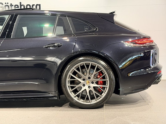 Porsche Panamera 10 of 30
