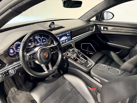 Porsche Panamera 19 of 30