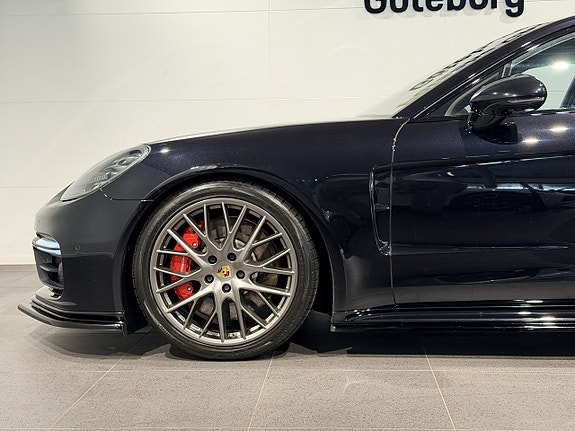 Porsche Panamera 9 of 30