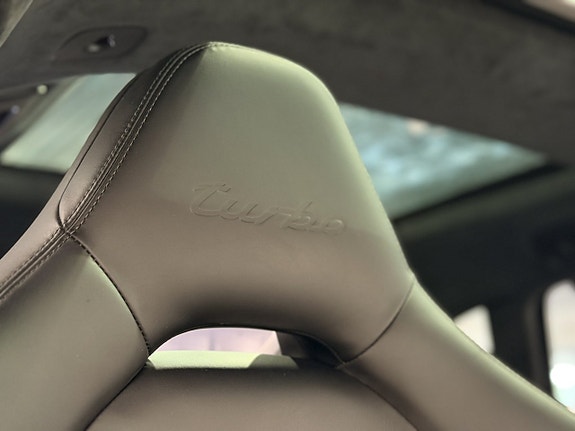 Porsche Panamera 30 of 30