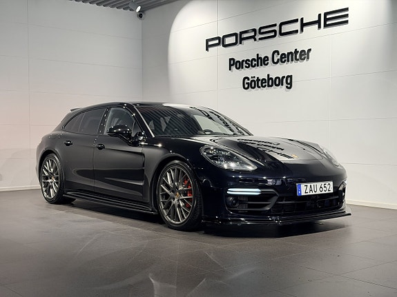 Porsche Panamera 2 of 5