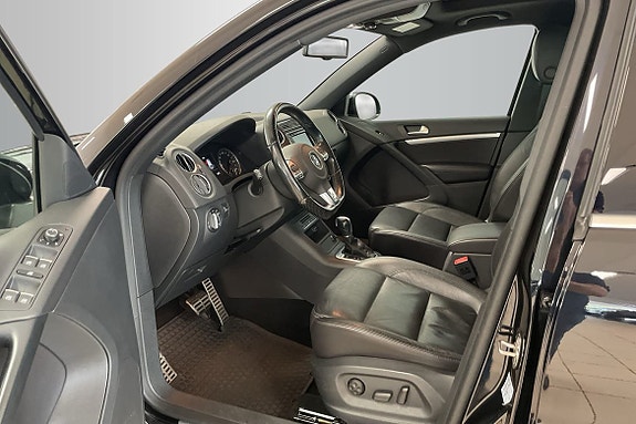 Volkswagen Tiguan 10 of 17