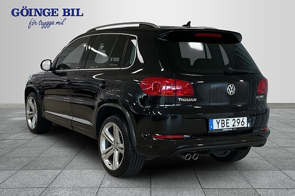 Volkswagen Tiguan 6 of 17