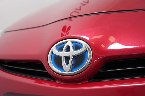 Toyota Prius 5 of 5