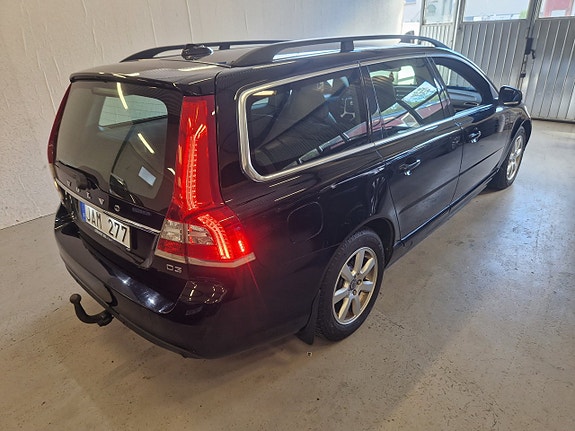 Volvo V70 16 of 16