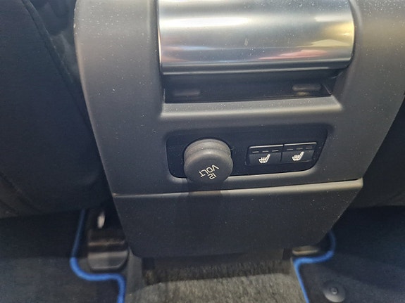 Volvo V70 9 of 16