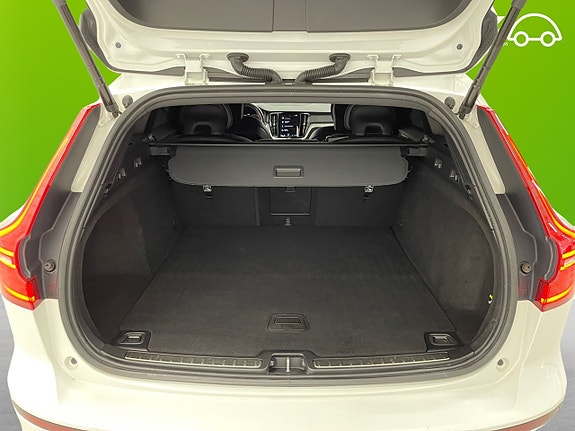 Volvo V60 16 of 23