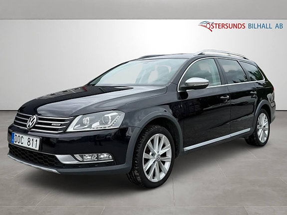 Volkswagen Passat Alltrack 3 of 5