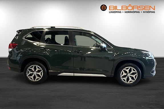 Subaru Forester 4 of 5
