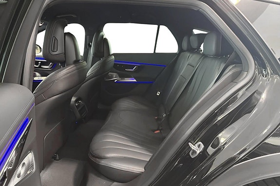 Mercedes-Benz E300 de 8 of 13