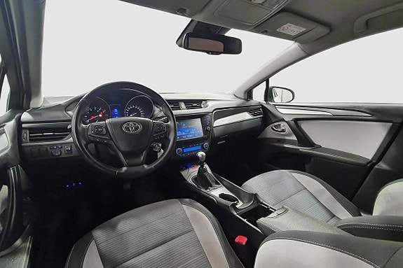 Toyota Avensis 14 of 23