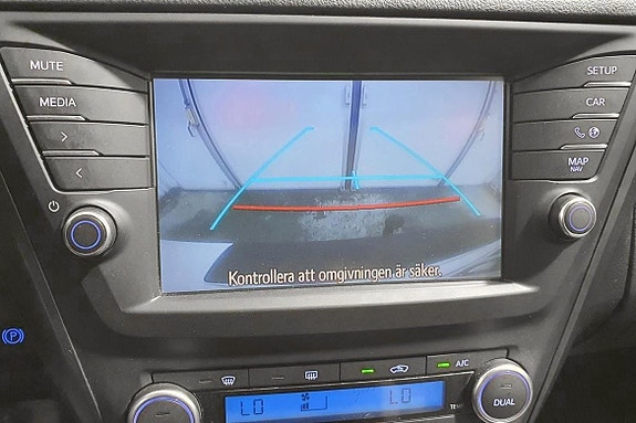 Toyota Avensis 23 of 23