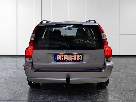 Volvo V70 6 of 15