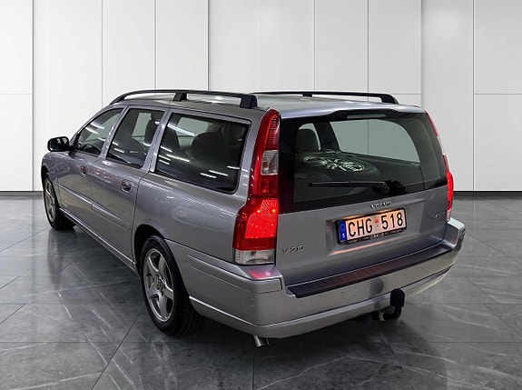 Volvo V70 5 of 15