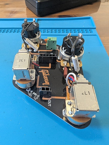 Product image 3 of 6