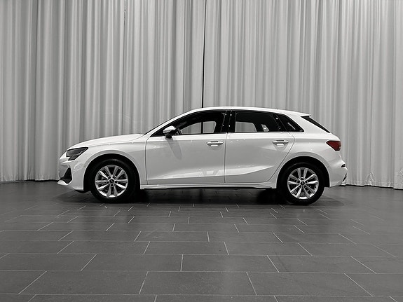 Audi A3 2 of 14