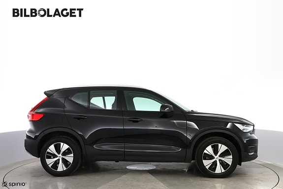 Volvo XC40 5 of 5