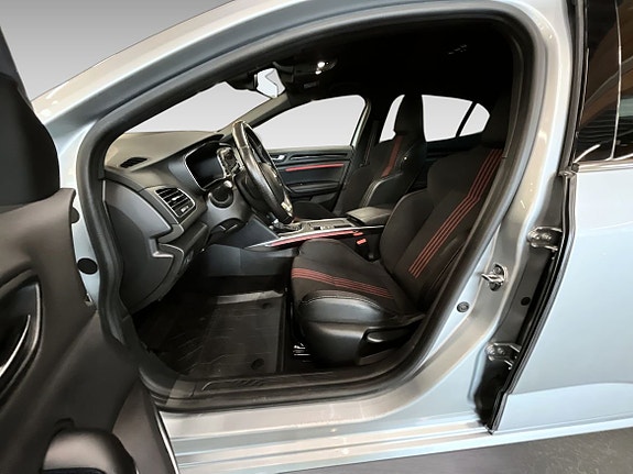 Renault Megane 9 of 13