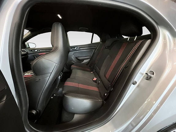 Renault Megane 10 of 13