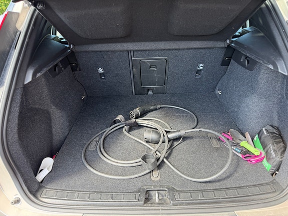 Volvo XC40 9 of 13