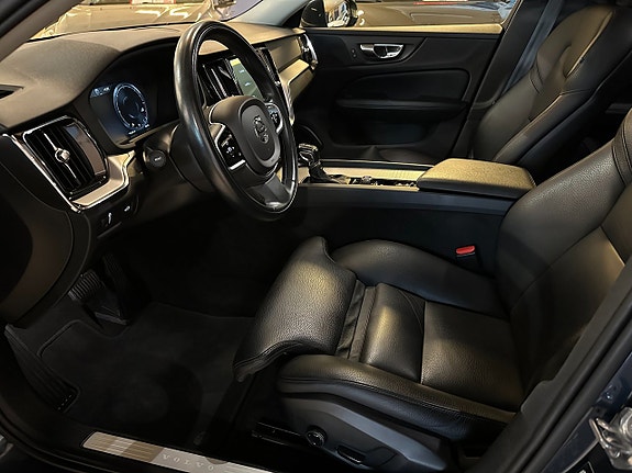 Volvo V60 5 of 5