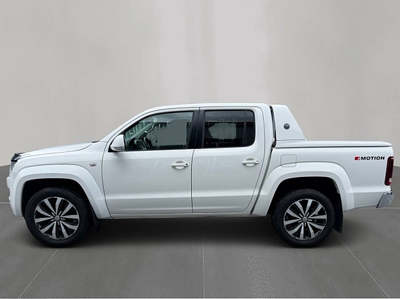 Volkswagen Amarok 2 of 5