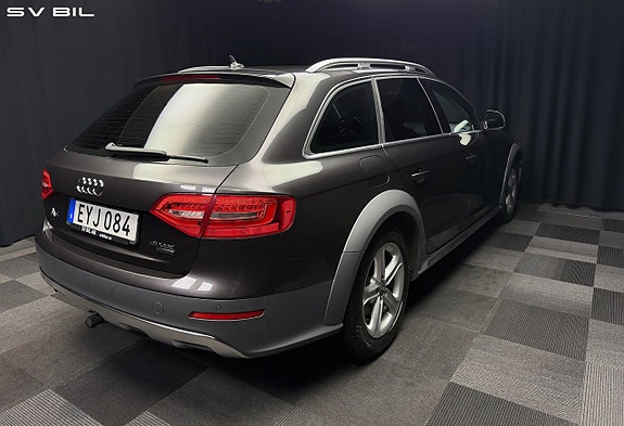 Audi A4 allroad 4 of 5