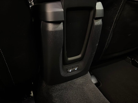 Volvo V40 20 of 23