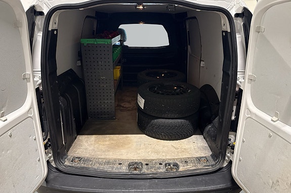 Volkswagen Caddy Maxi 6 of 6