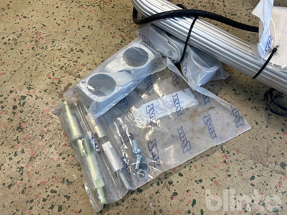 Product image 16 of 17