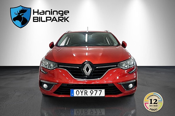 Renault Megane IV 3 of 5