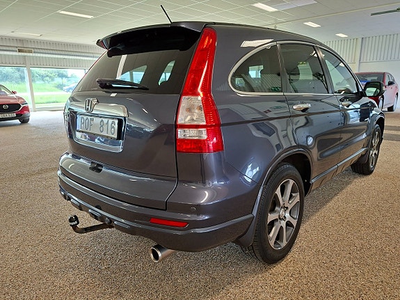 Honda CR-V 4 of 8
