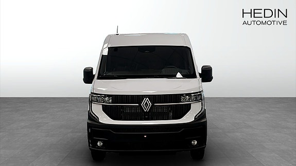Renault Master 8 of 12