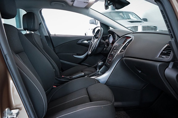 Opel Astra 25 of 26